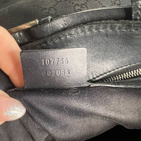 AUTH GUCCI HANDBAG- black - Picture 4 of 16
